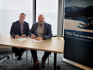 Michael Lechmann, COVE, and Dr Paul Brett, Vice President at MI