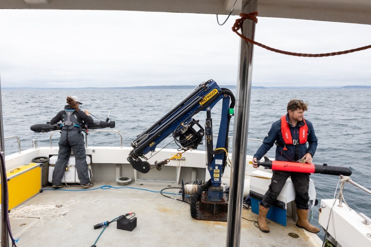Seaber Yuco and ecoSUB Robotics being deployed from Sonardyne’s Echo Explorer survey vessel in Smart Sound Plymouth.